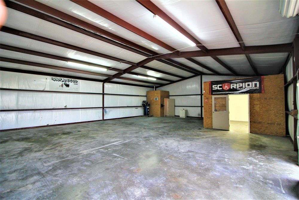 Income Producing Property IH-10 Frontage: 38 FM 289, Comfort, TX 78013